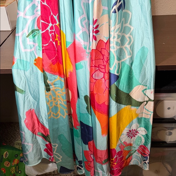 Laundry by Shelli Segal Floral Satin Maxi Dress. Elegant Wedding Guest Formal - Picture 4 of 9